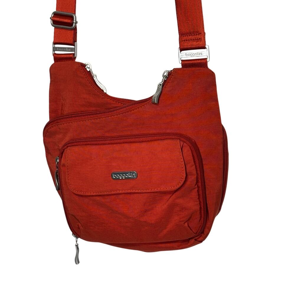 Baggallini Criss Cross Coral Crossbody Purse Adjustable 9 Pockets Washable